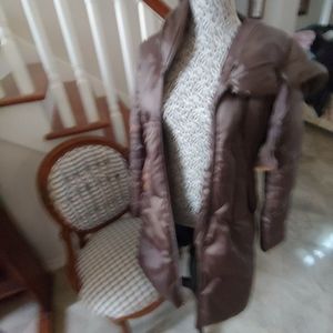 Tahari down filled cost with hood size SMALL